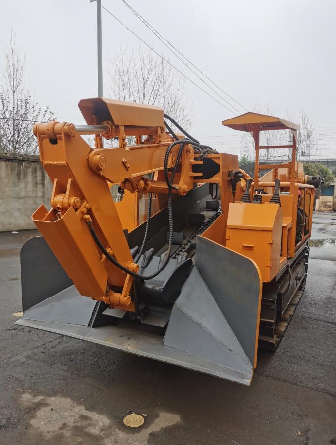 60履帶刮板扒渣機 60履帶刮板扒渣機