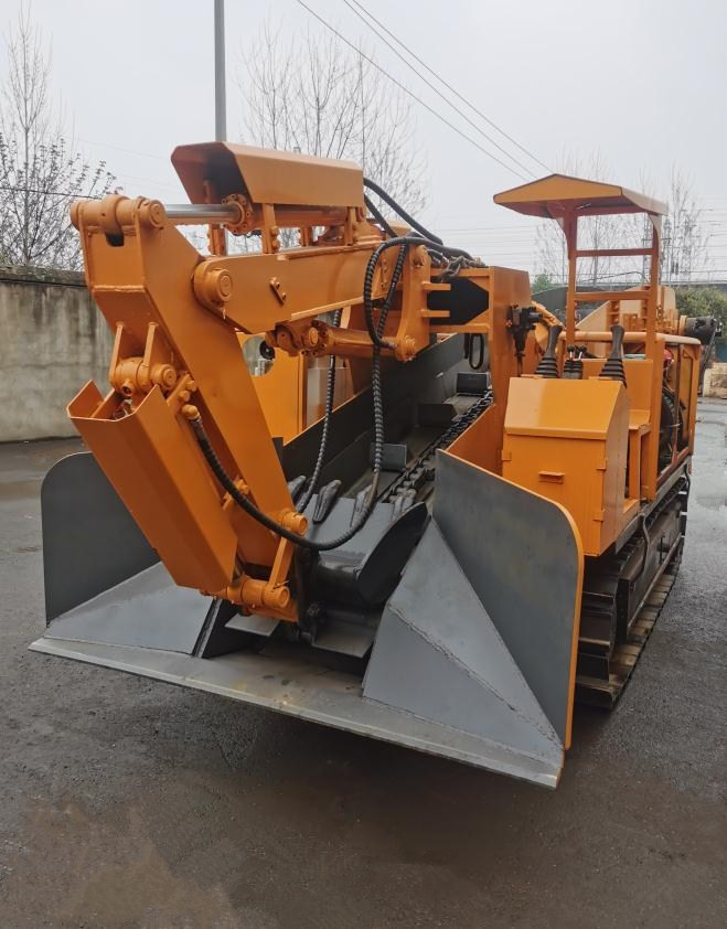 100履帶刮板扒渣機 100履帶刮板扒渣機